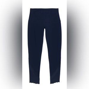 Lululemon Athletica Scalloped Hem High Rise Crop Legging Navy Size 8